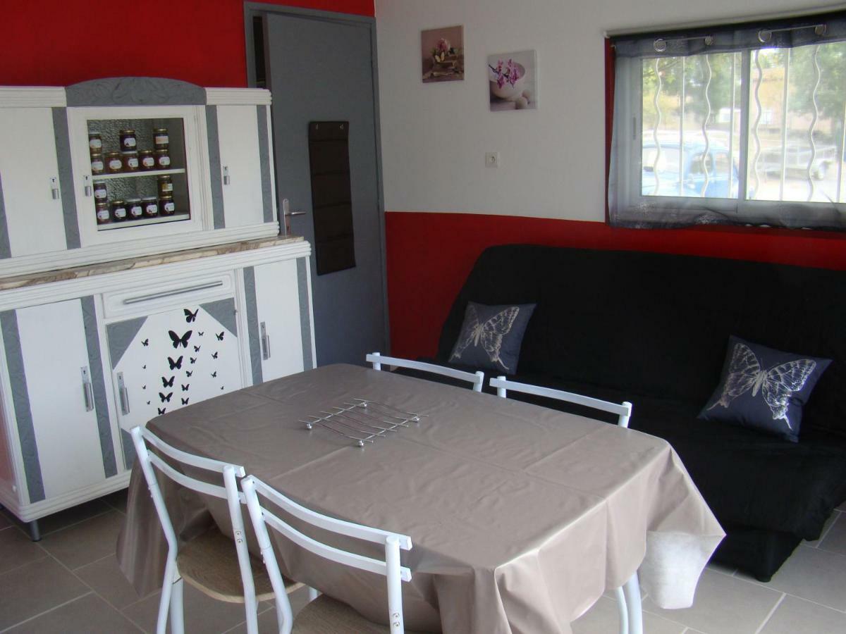 Studio/Gite Les Papillons Lablachere Экстерьер фото